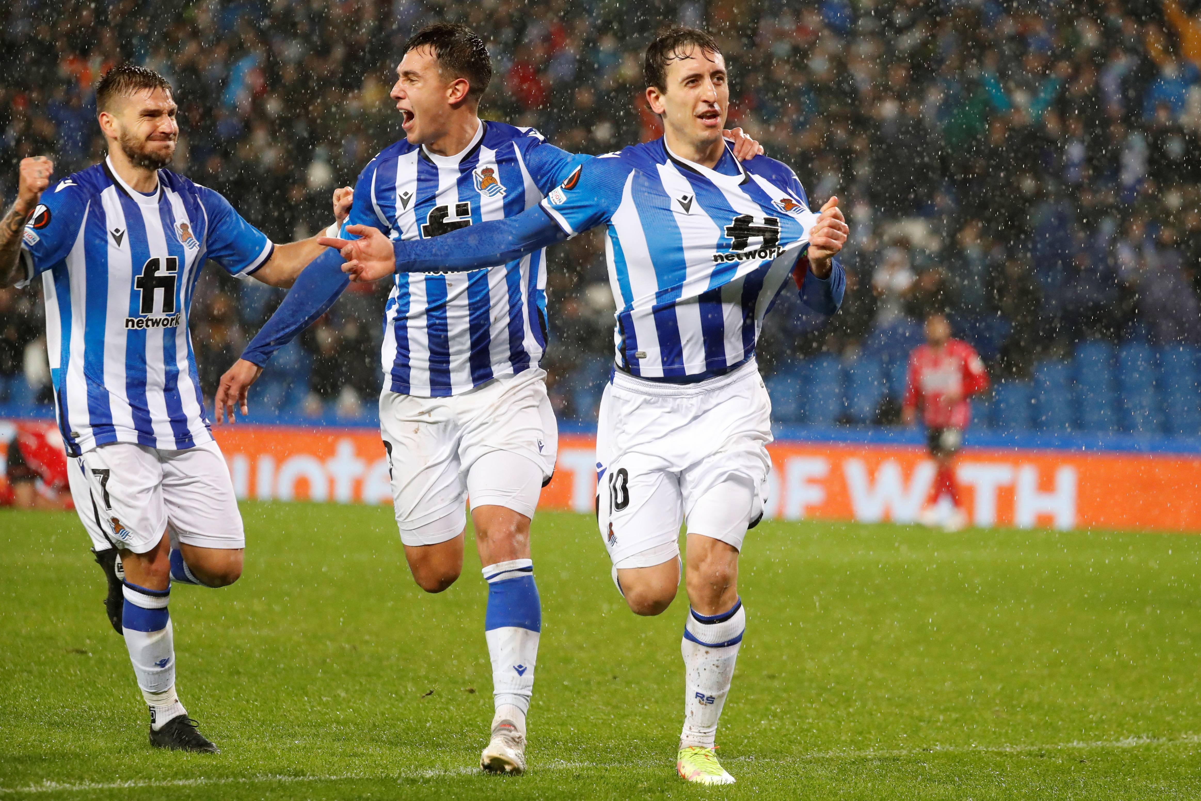 圣保利队主场取胜，球迷欢欢喜喜